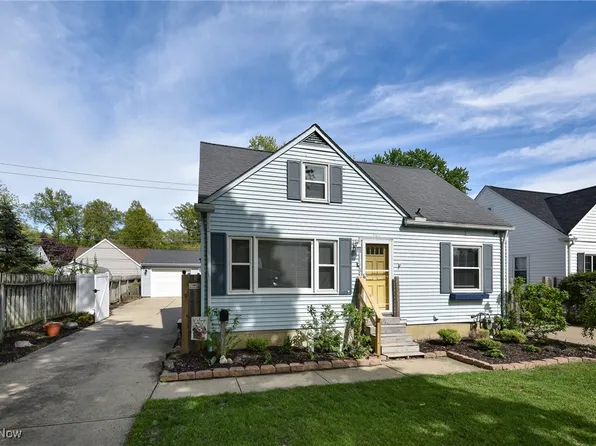 187 Inwood Blvd, Avon Lake, OH 44012