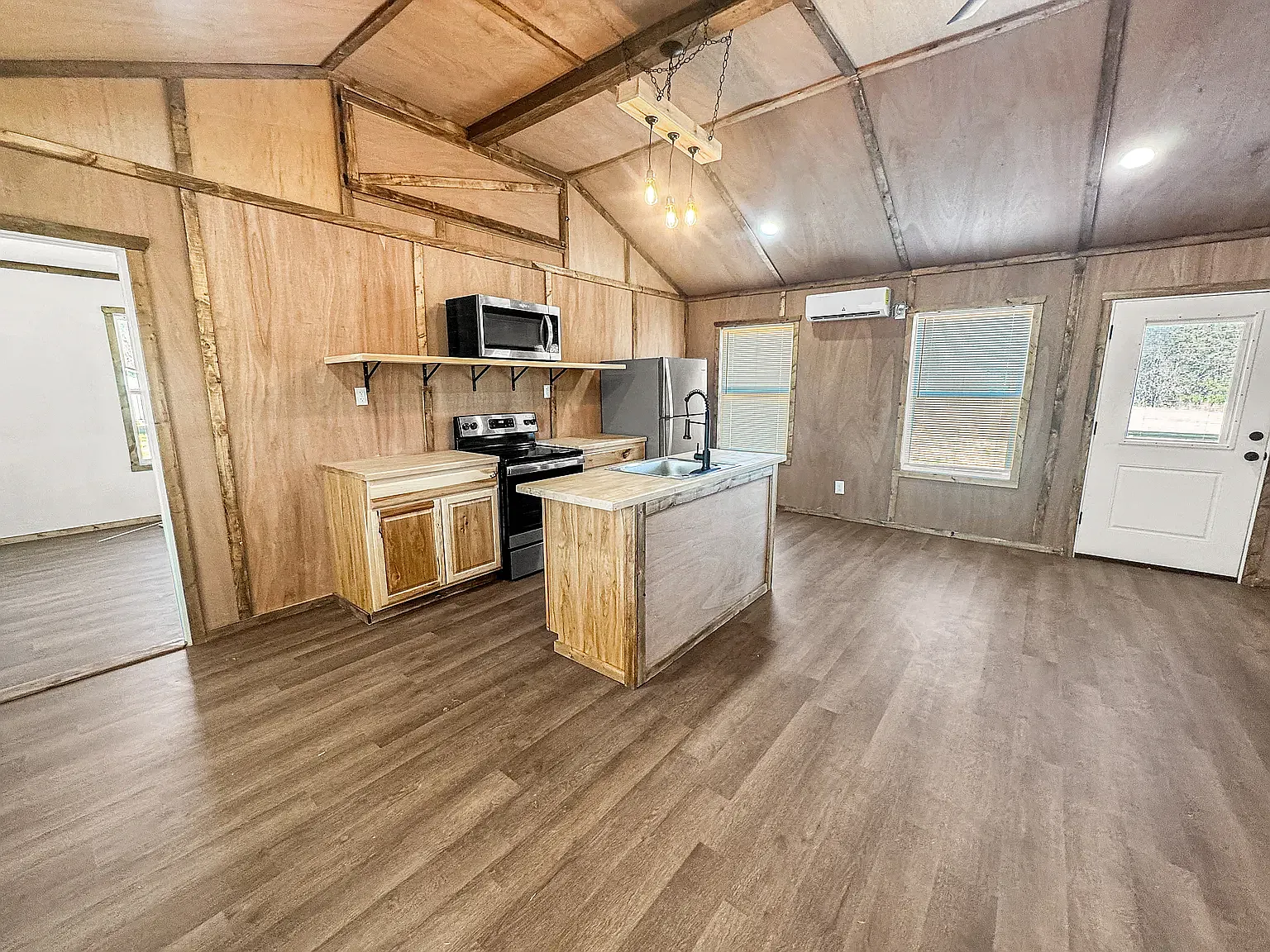 8869 W Highway 11 — Photo 1