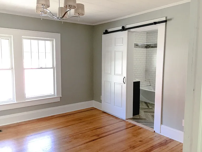 131 Carolina Ave — Photo 8