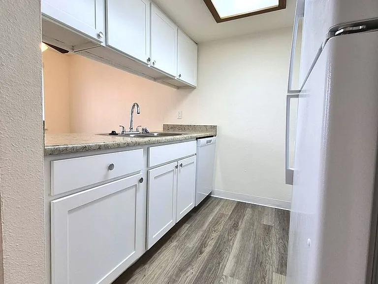 The Gardens Apartments — Photo 25