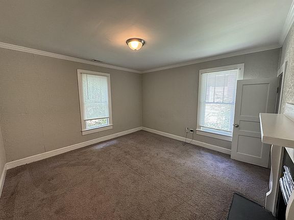 2nd image of 1021 McCullough Ave NE #11192306