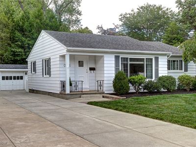 30021 Westlawn Dr, Bay Village, OH, 44140