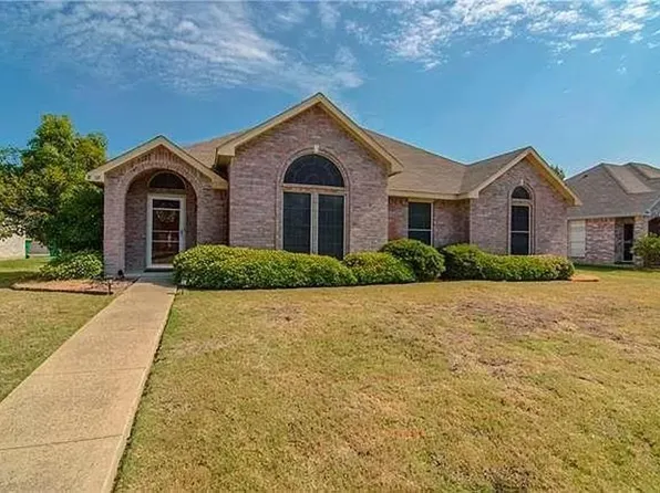 8810 Quail Ridge Dr, Rowlett, TX 75089