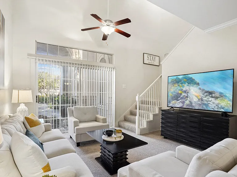 La Ventura Apartments, Plano, TX