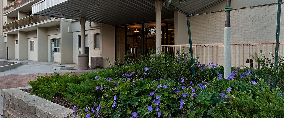 Residences of Harding Square — Photo 4