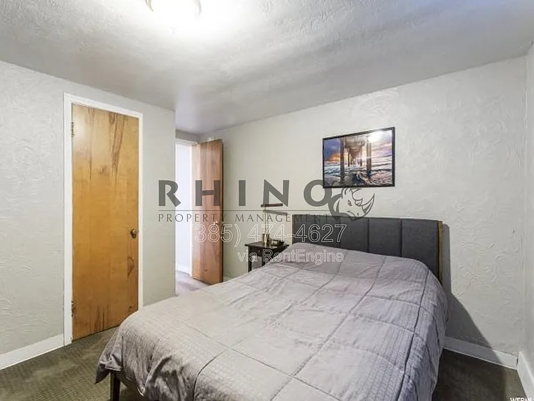 615 E Grand St #3 — Photo 8
