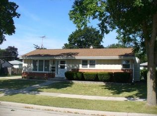 4049 S 73rd St, Milwaukee, WI 53220