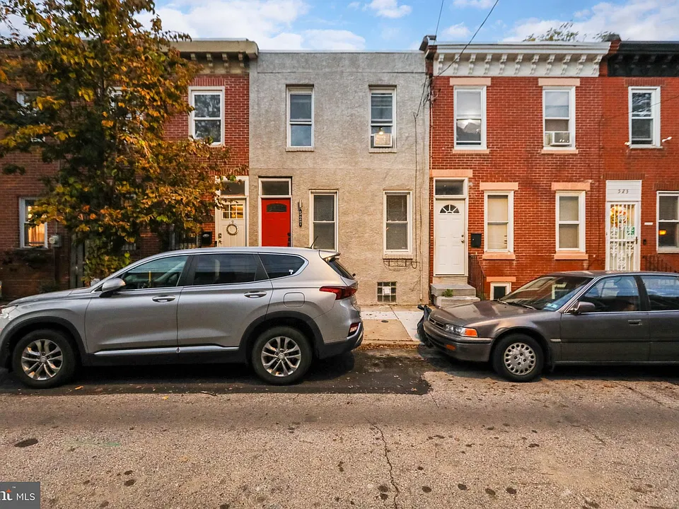 527 Greenwich St