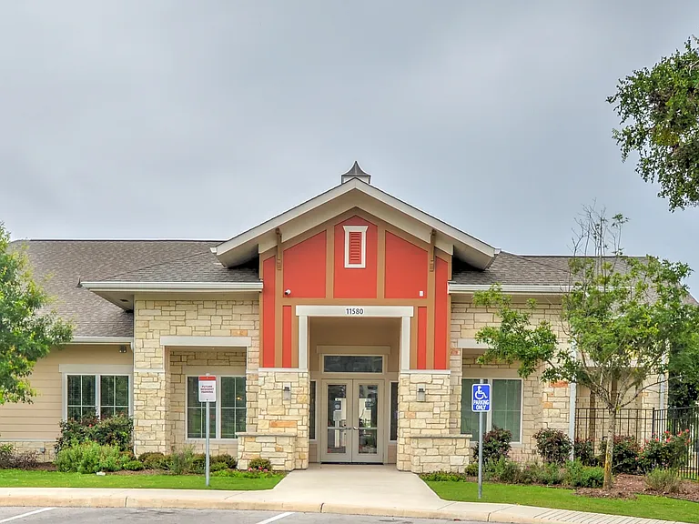 Vista Pointe at Wild Pine — Photo 1