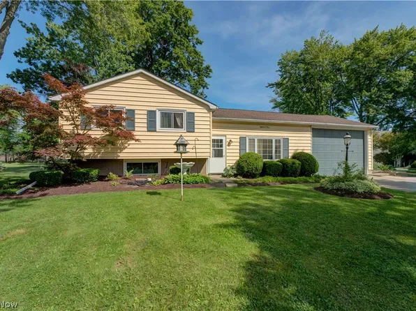 1804 W 44th St, Lorain, OH 44053