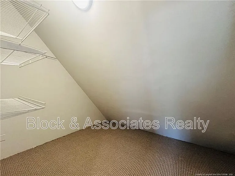 109 Vail Ct — Photo 16