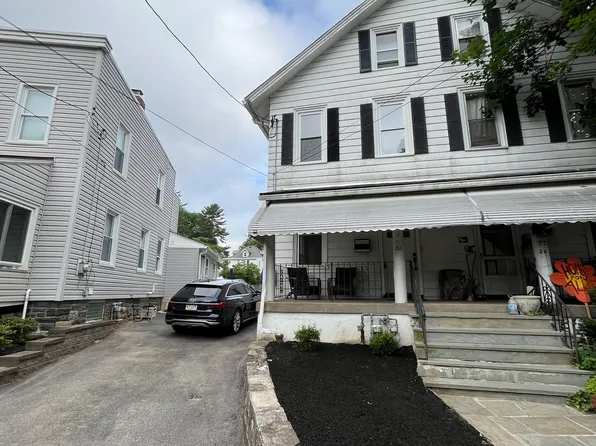 32 Garrett Ave, Bryn Mawr, PA 19010