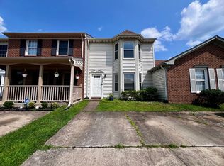 1628 Sword Dancer Dr, Virginia Beach, VA 23454