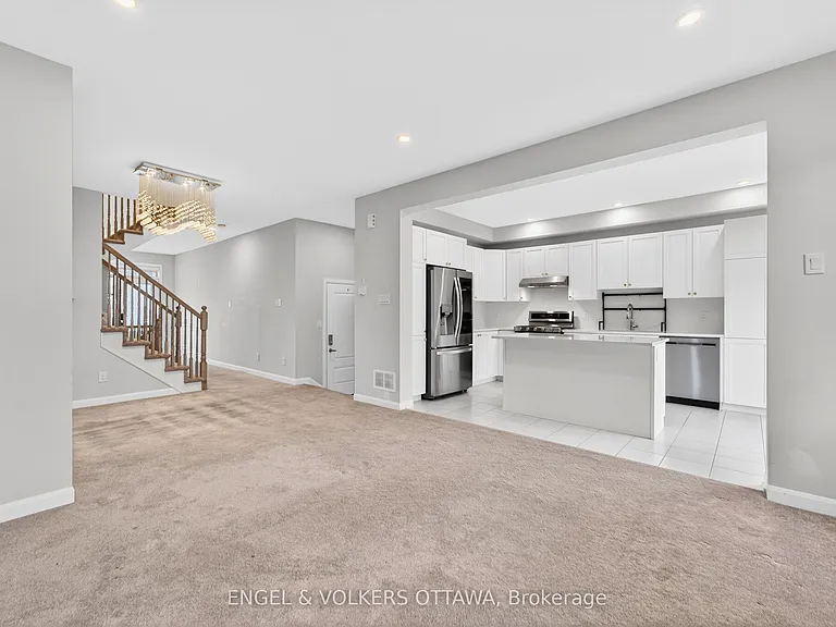 87 Coco Pl — Photo 9