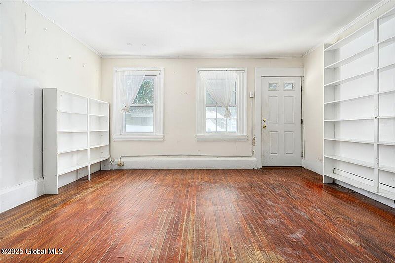 4th image of 112 W High Street