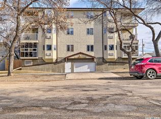 210 3rd Ave E #102, Rosetown, SK S0L2V0