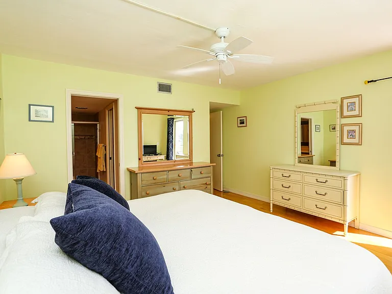 1075 Foxfire Ln #207 — Photo 12