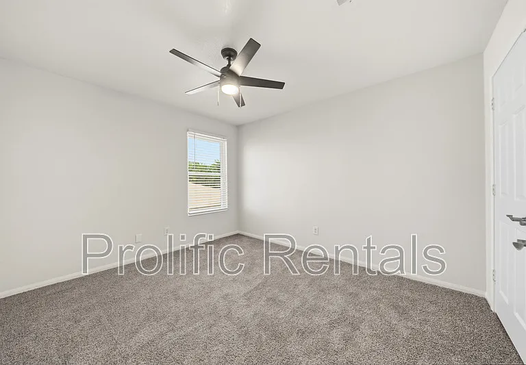 5304 Oster Dr — Photo 25