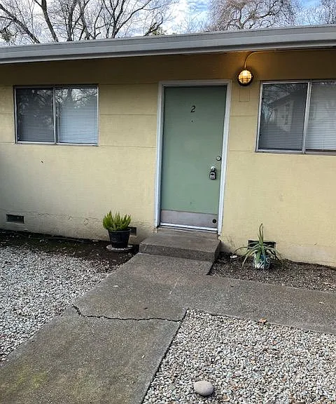 1075 Cypress St #2 — Photo 8