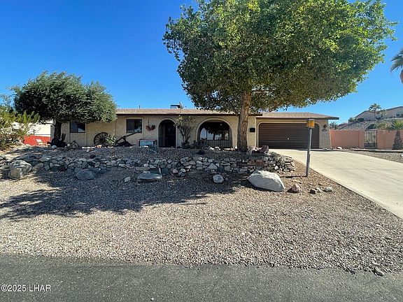 2nd image of 1200 Palo Verde Ln
