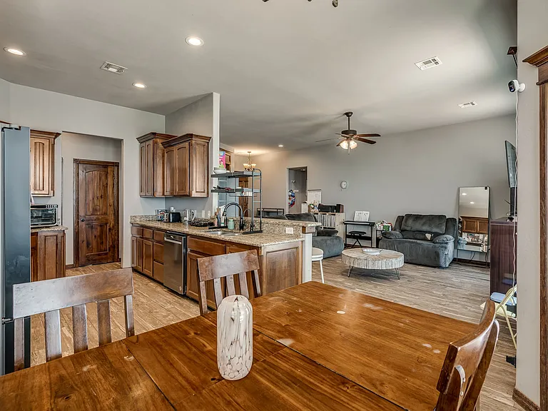 2265 County Road 1258 — Photo 45
