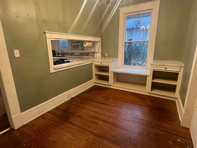 717 Kirby Pl — Photo 6