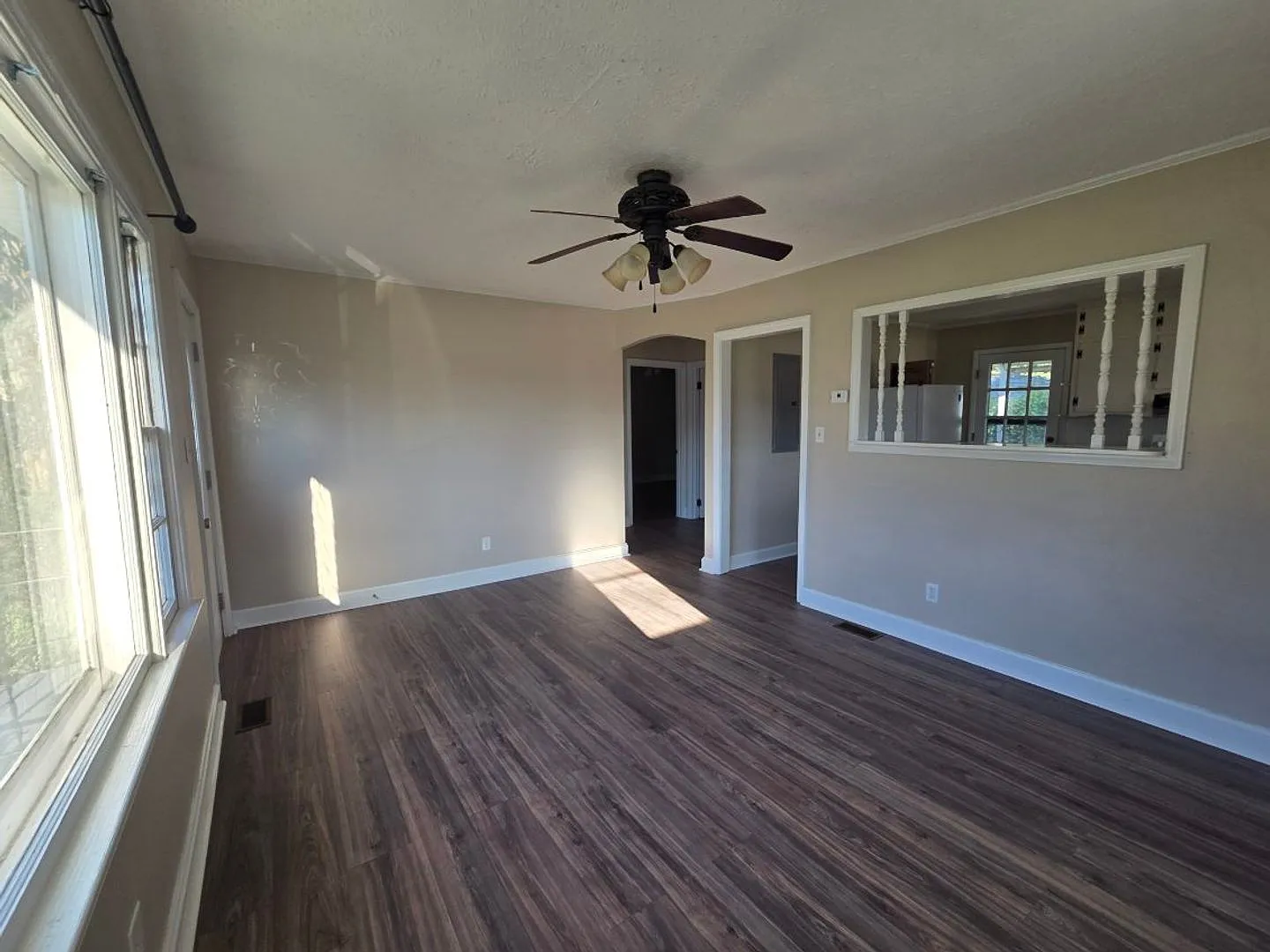103 E Ham Street — Photo 3