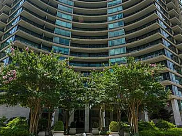 700 Park Regency Pl NE, Atlanta, GA 30326