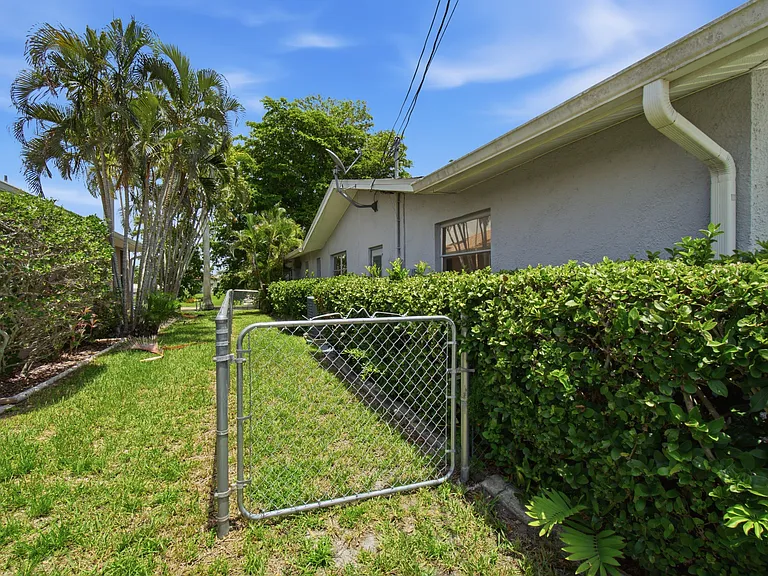 3513 SE 17th Ave — Photo 58