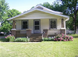 2622 SW 10th Ave, Topeka, KS 66604