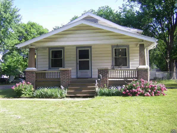 2622 SW 10th Ave, Topeka, KS 66604