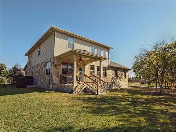 2nd image of 4122 Grand Vista Cir