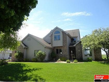 1st image of 1132 Carriage Cir