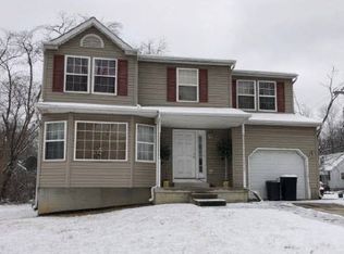 8521 Winands Rd, Randallstown, MD 21133