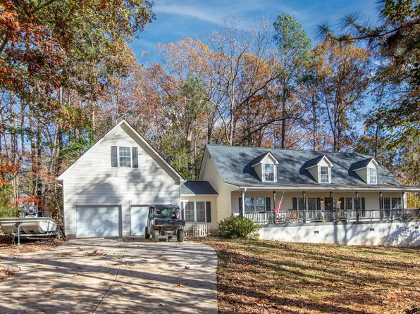 1274 Sagamore Dr, Louisburg, NC 27549