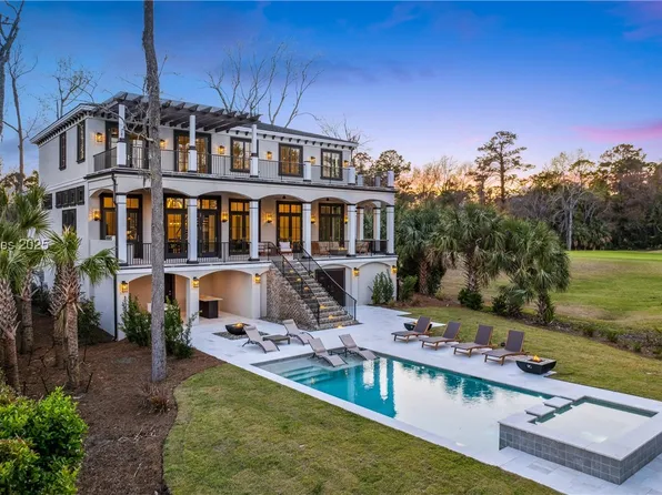50 Leamington Lane, Hilton Head Island, SC 29928
