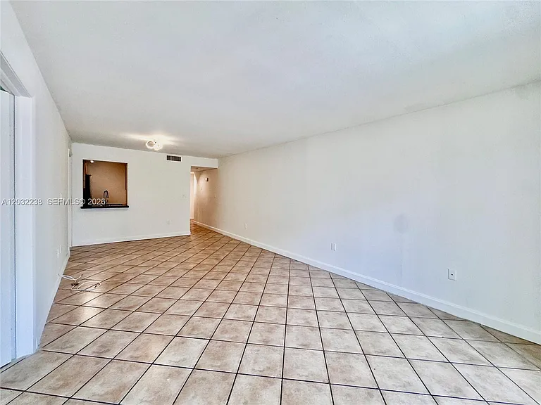 1250 Lincoln Rd #203 — Photo 6
