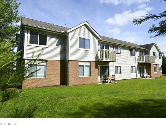 3rd image of 1460 Buckingham Gate Blvd #1460