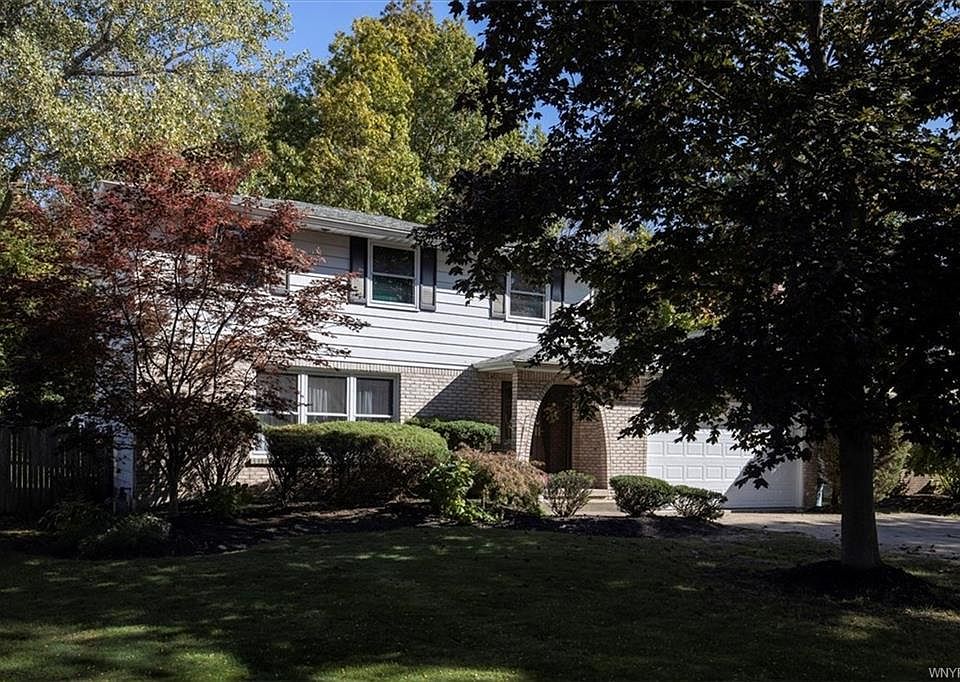 1st image of 358 Vine Ln