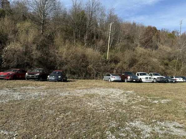 605 Trent St NE, Norton, VA 24273