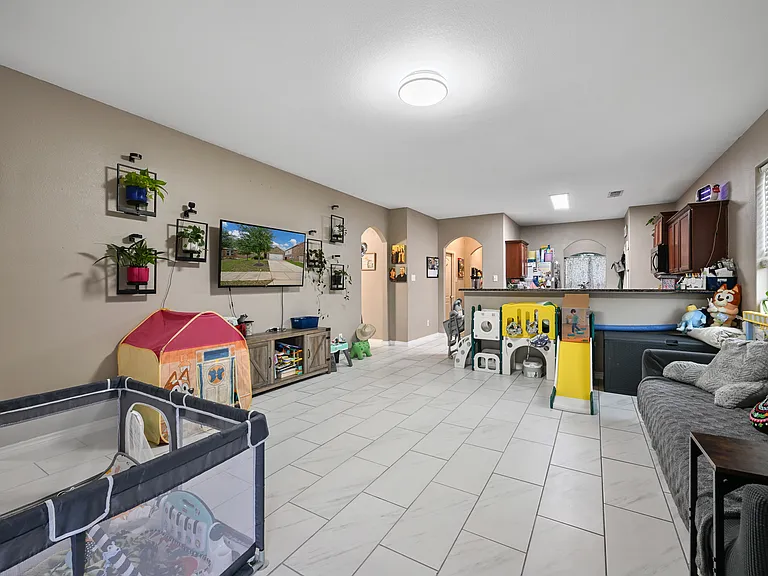 6148 Chalk Hollow Dr — Photo 6