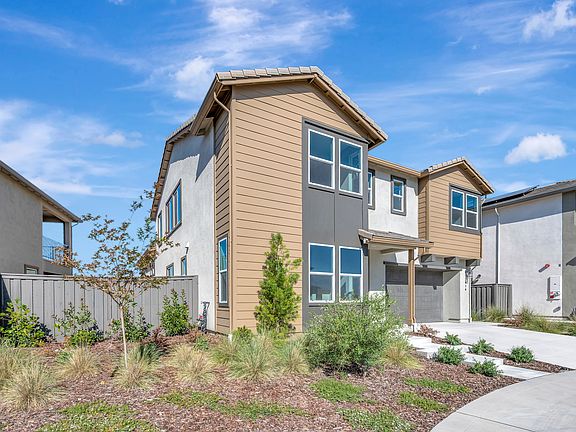 916 Caprock Lane