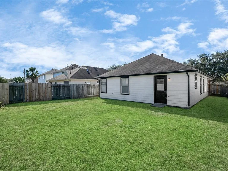 21826 Hemlock Park Dr — Photo 13