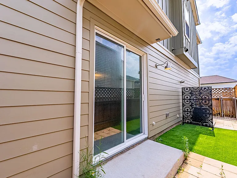4104 Taniguchi St — Photo 16