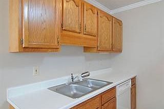 4th image of 2008 Pueblo Pl