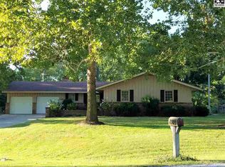 1509 Willow Rd, Hutchinson, KS 67502