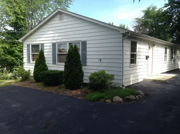 16 Homestead Dr, Youngstown, OH 44512