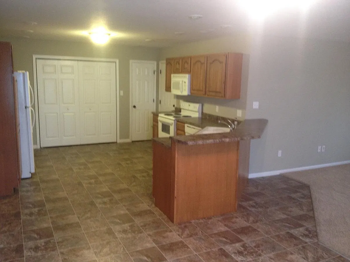 Timberline Drive, Farmington — Photo 2