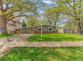 1430 Magnolia St, Glenview, IL 60025