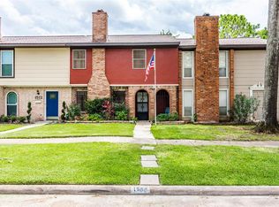 1568 Silverpines Rd #1/568, Houston, TX 77062